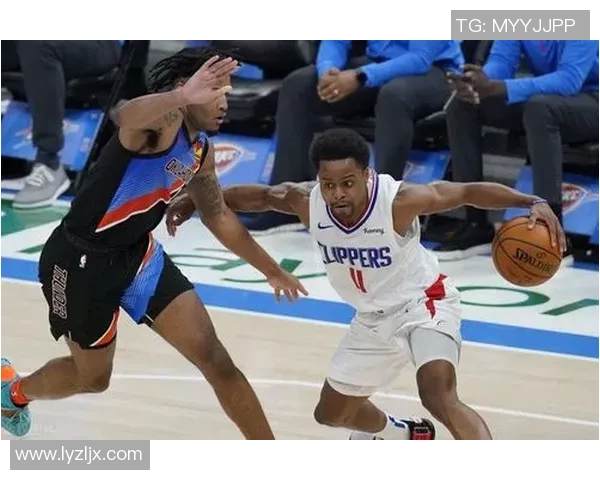 班特列与惠灵顿凤凰展开激烈对决谁能在这场比赛中笑到最后